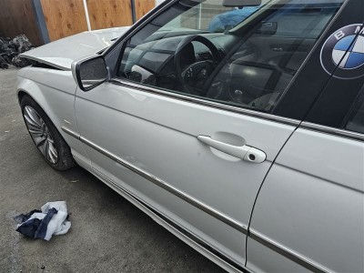 Bmw E46 çıkma sol ön kapı beyaz