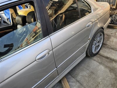 Bmw 5 Serisi E39 çıkma sol arka kapı